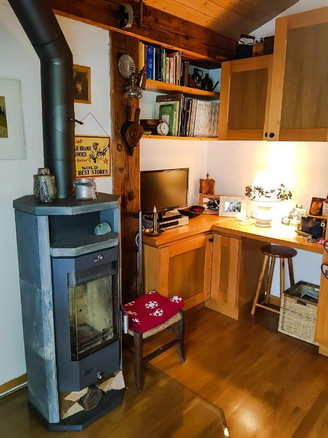 Fully, Valais Chalet Accueillant Avec Cheminee Villa Dış mekan fotoğraf